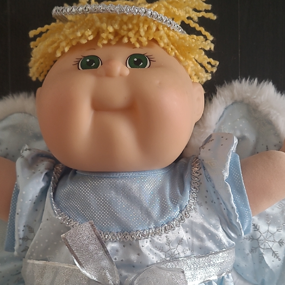 Cabbaage Patch Kid Tru 1st Edition 2001  Not The Original Dress.